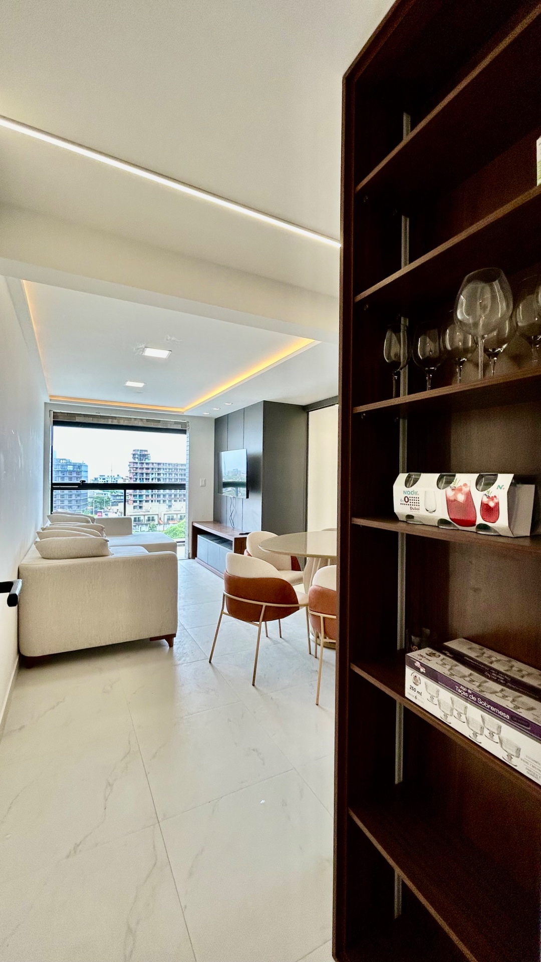 Apartamento 3 quartos (1 suíte) mobiliado para alugar no Ponta de Campina , em João Pessoa